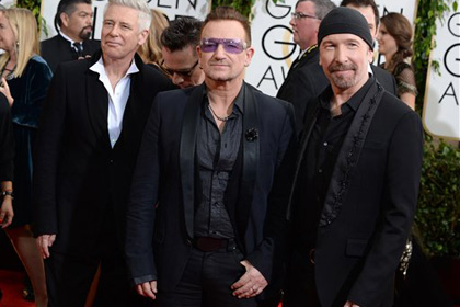 U2 представили новую песню на Супербоуле