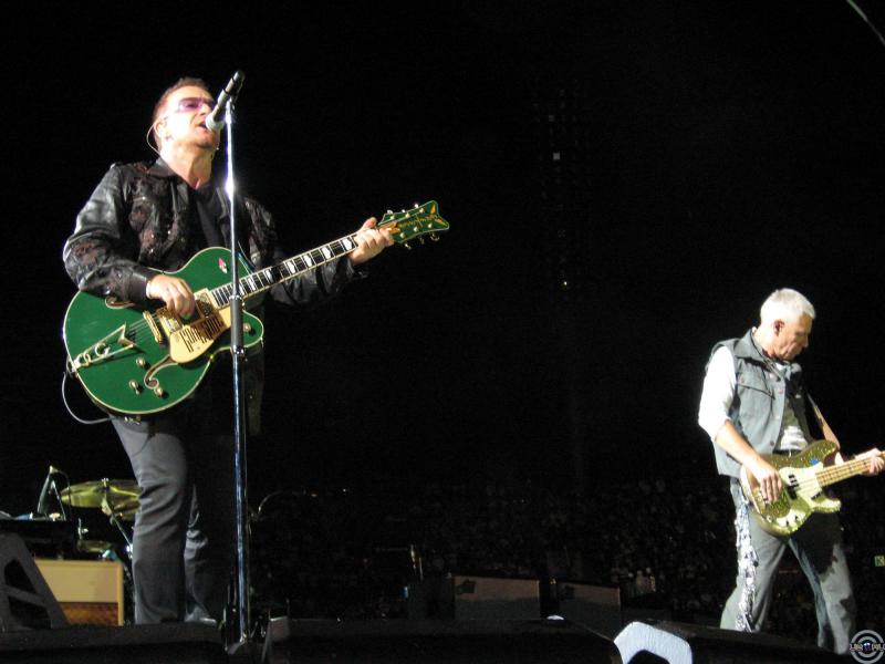 Bono & Adam злой...